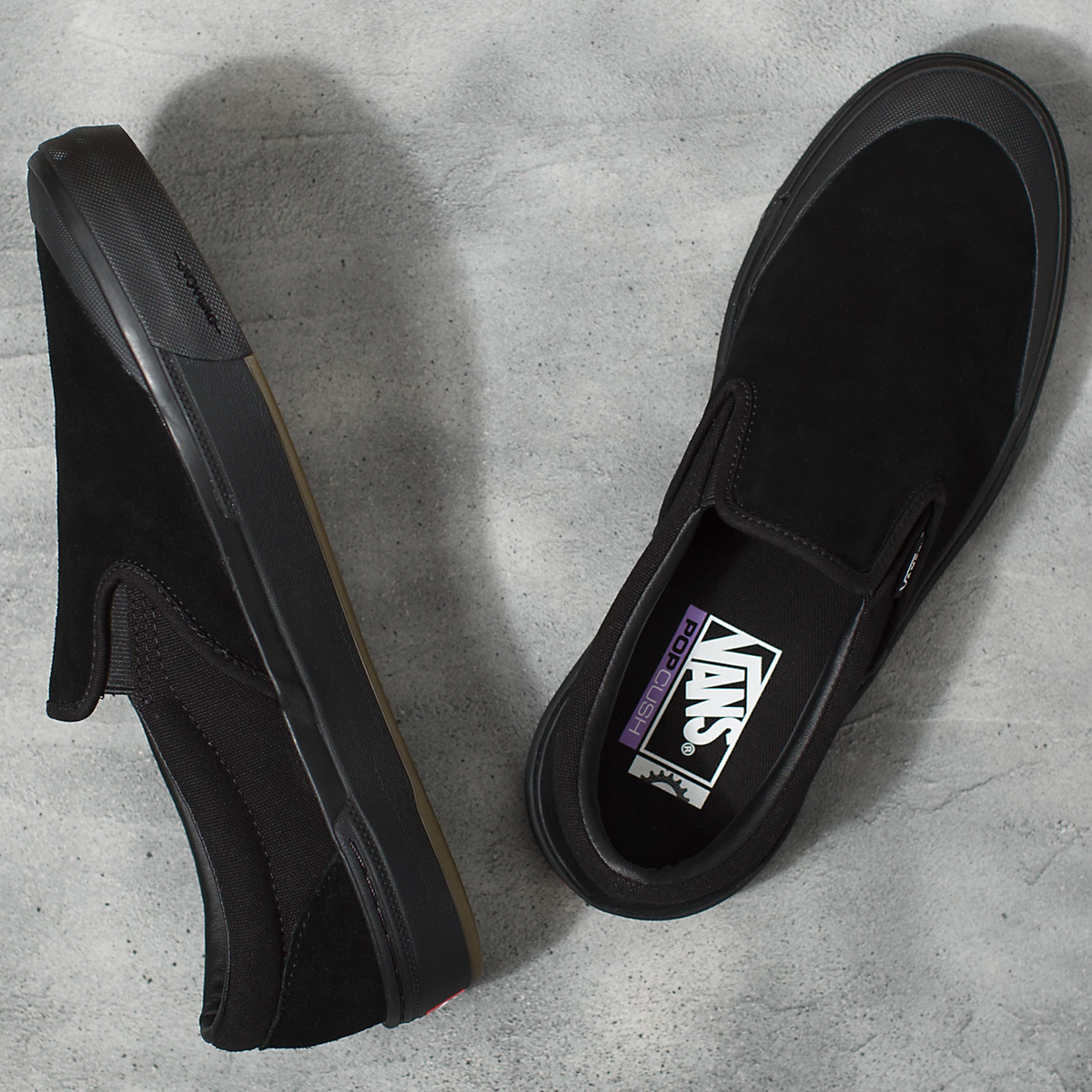 Vans blackout slip on top pro