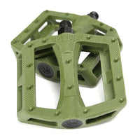 Cult Dak Pedals olive army green